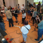 Generalprobe zu Connect with Music im Musicus e.V. Bandprobenraum  Foto 1